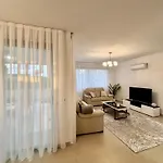 別荘 Danaos Luxury Sea View Townhouse With Pool パ フォス