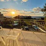 Danaos Luxury Sea View Townhouse With Pool 別荘