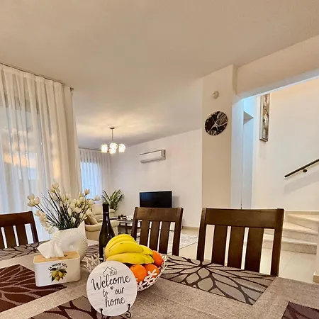 Danaos Luxury Sea View Townhouse With Pool Paphos