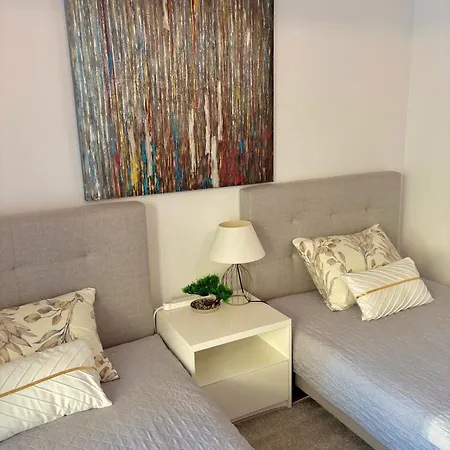 Danaos Luxury Sea View Townhouse With Pool Vakantiehuis Paphos
