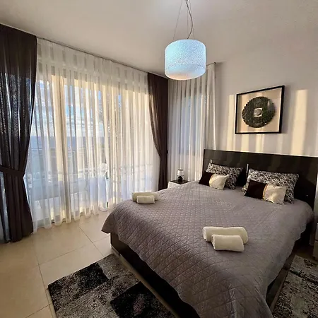 Danaos Luxury Sea View Townhouse With Pool Vakantiehuis Paphos