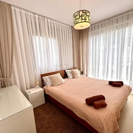 펜션 Danaos Luxury Sea View Townhouse With Pool 파포스