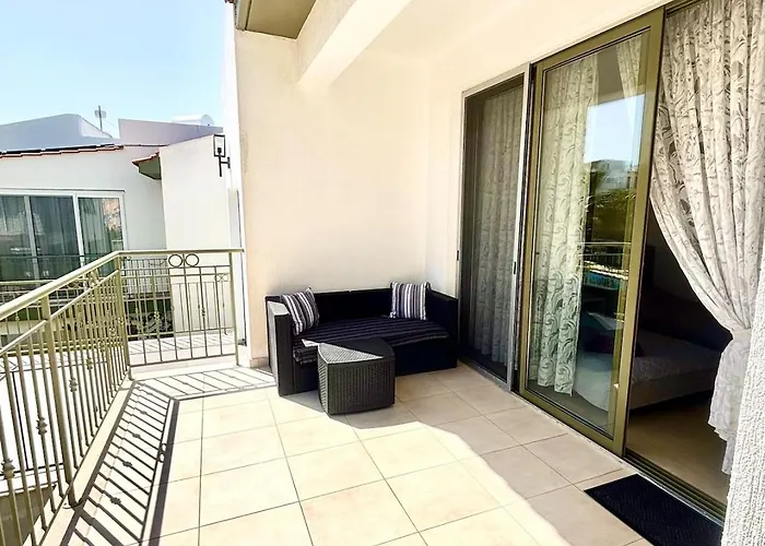 Danaos Luxury Sea View Townhouse With Pool Ferienhaus