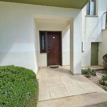 بيت للعطل Danaos Luxury Sea View Townhouse With Pool *