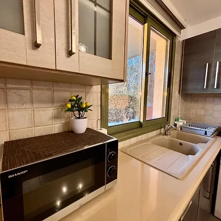 Beautiful House Near Venus بيت للعطل *