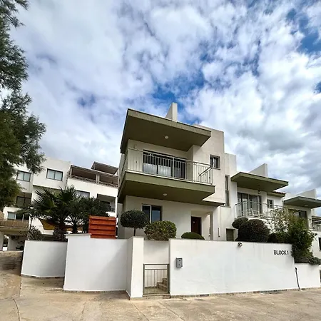 Σπίτι διακοπών Danaos Luxury Sea View Townhouse With Pool Πάφος