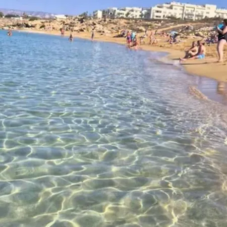 בית נופש Beautiful House Near Venus