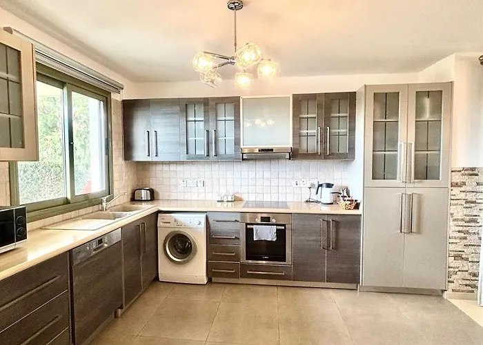 Case de vacanță Beautiful House Near Venus Paphos