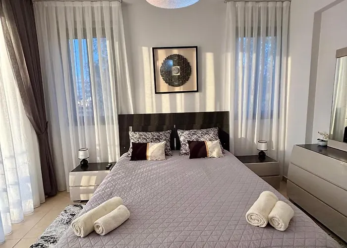 Case de vacanță Beautiful House Near Venus Paphos