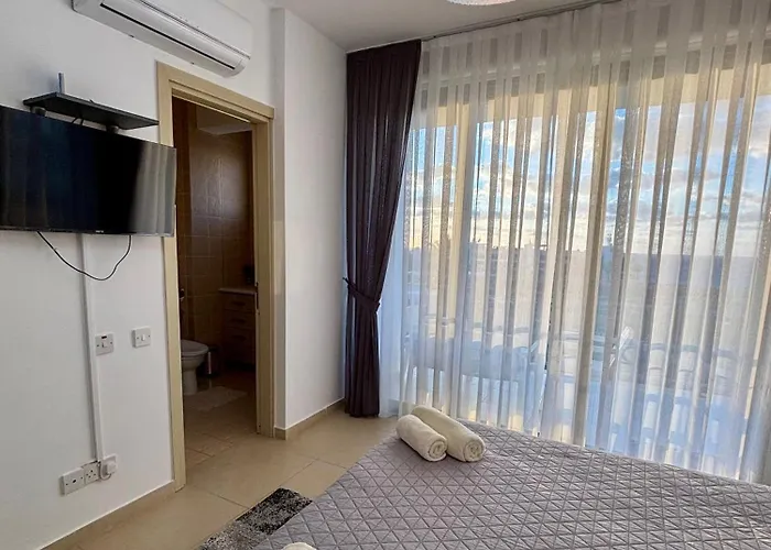 Beautiful House Near Venus